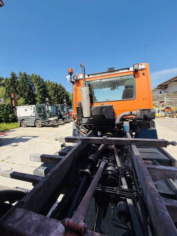 Lindner Unitrac 82S – Bild 9