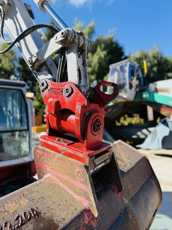 Takeuchi TB138FR – Bild 7