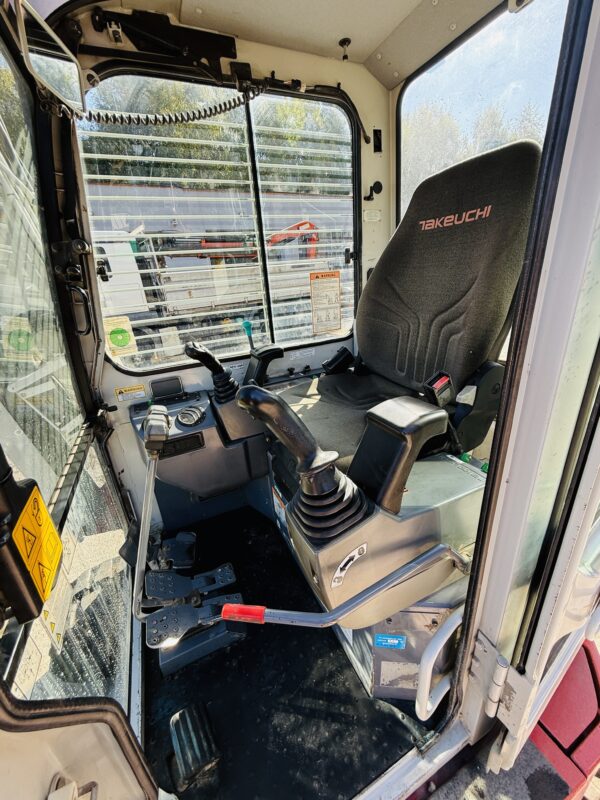 Takeuchi TB138FR – Bild 10