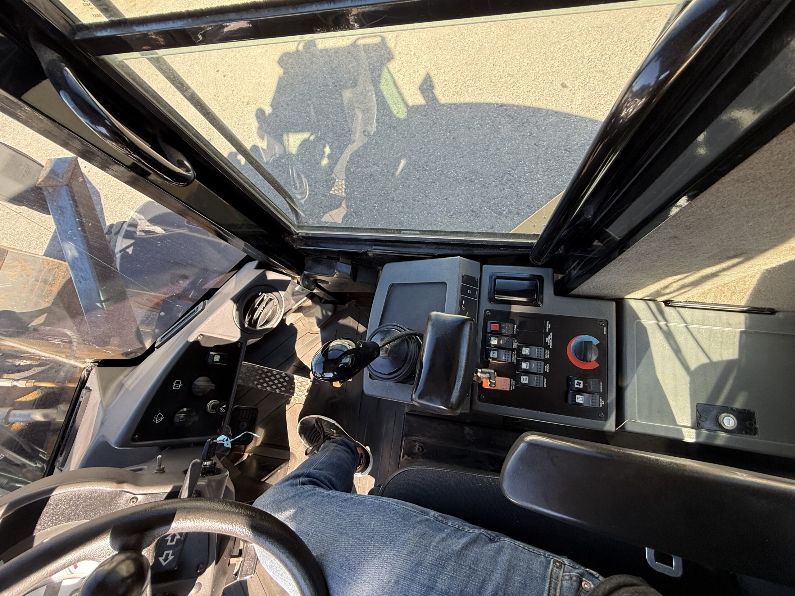 Mobilbagger CAT 924 G – Bild 12