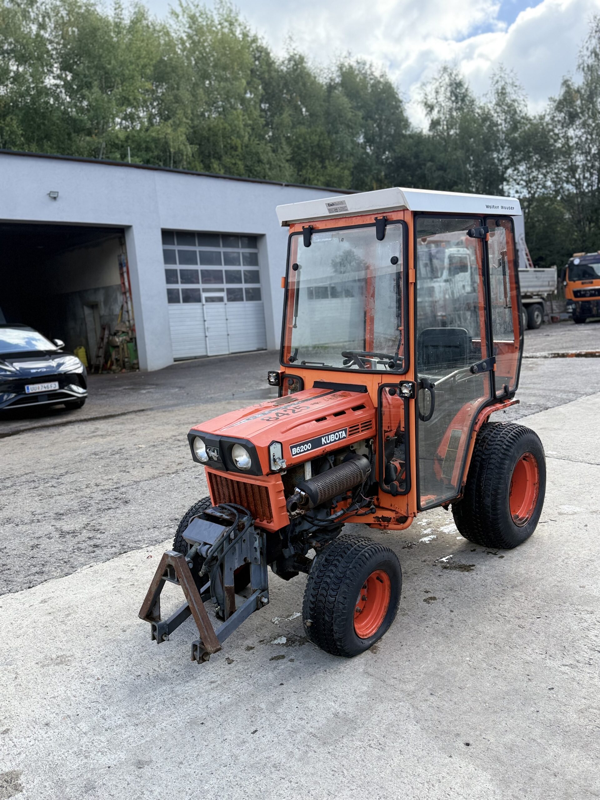 Kubota B6200