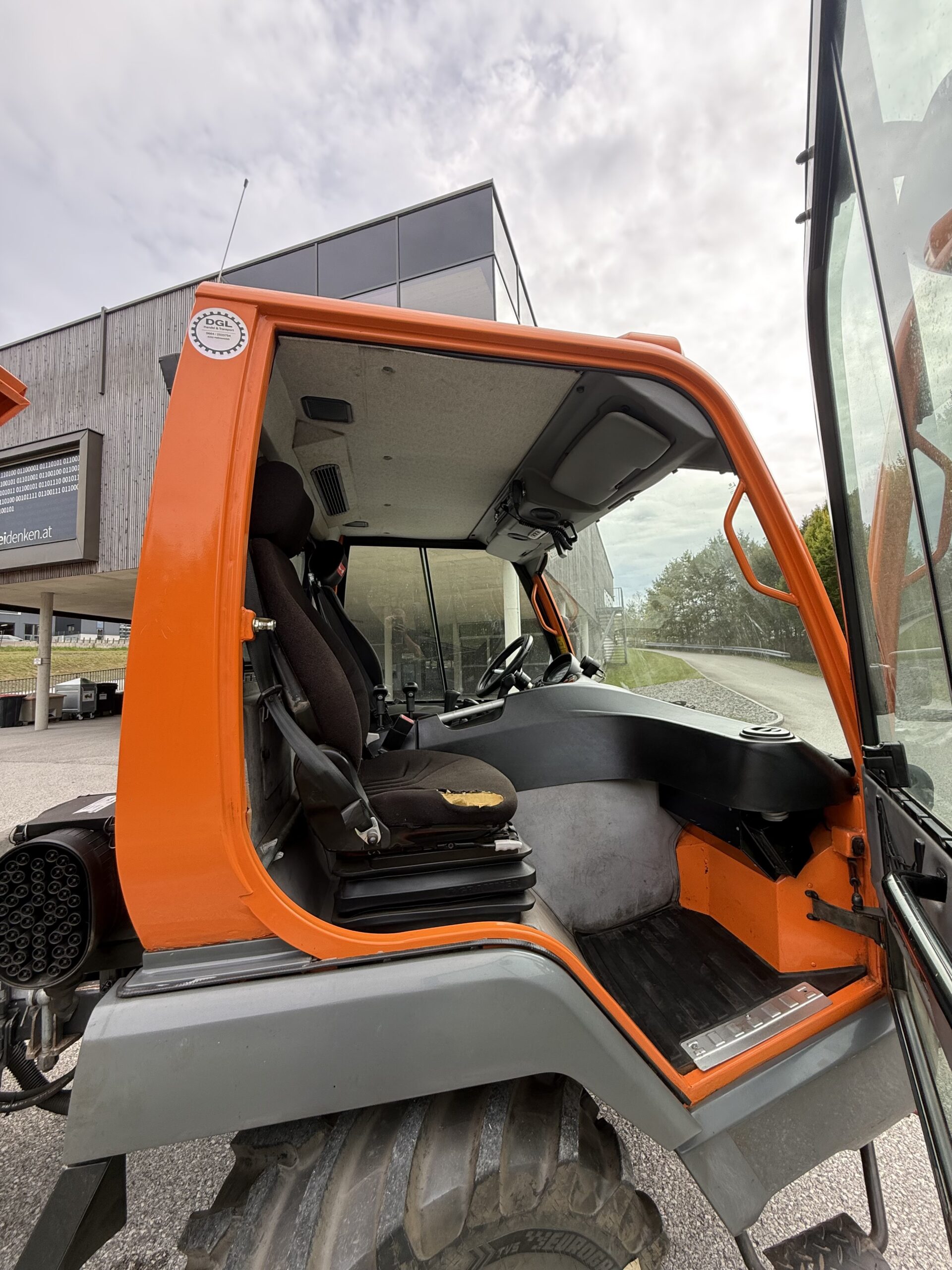 Lindner Unitrac 82S – Bild 20